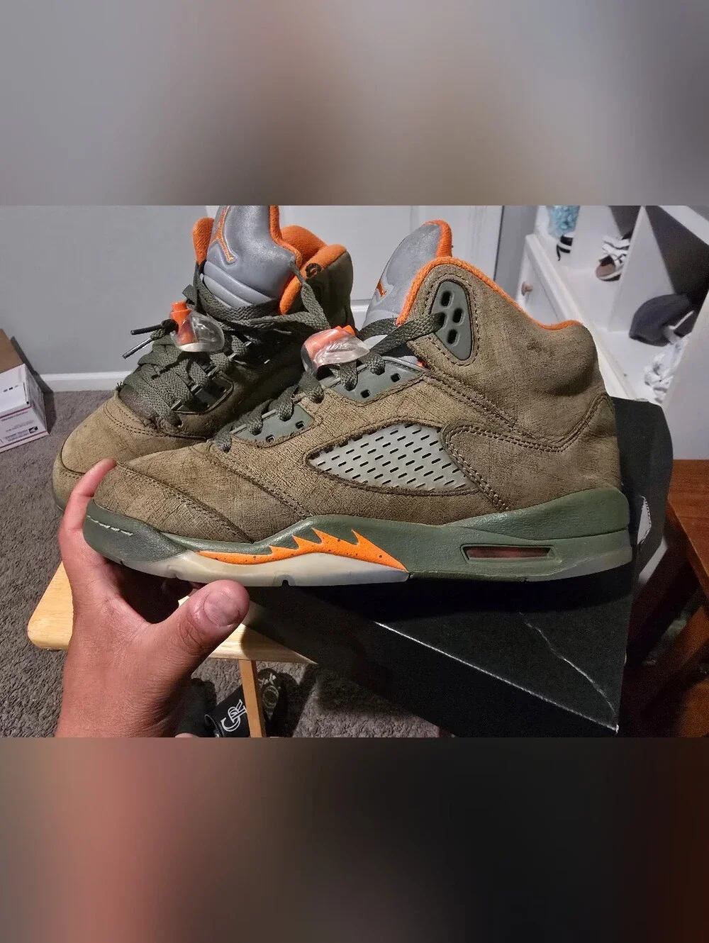 Nike Air Jordan V 5 Retro Army Olive Solar Orange Undftd DD0587-308 sz 7Y Men's